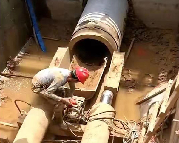 非开挖水泥平衡顶管