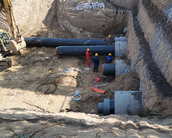 顶管施工